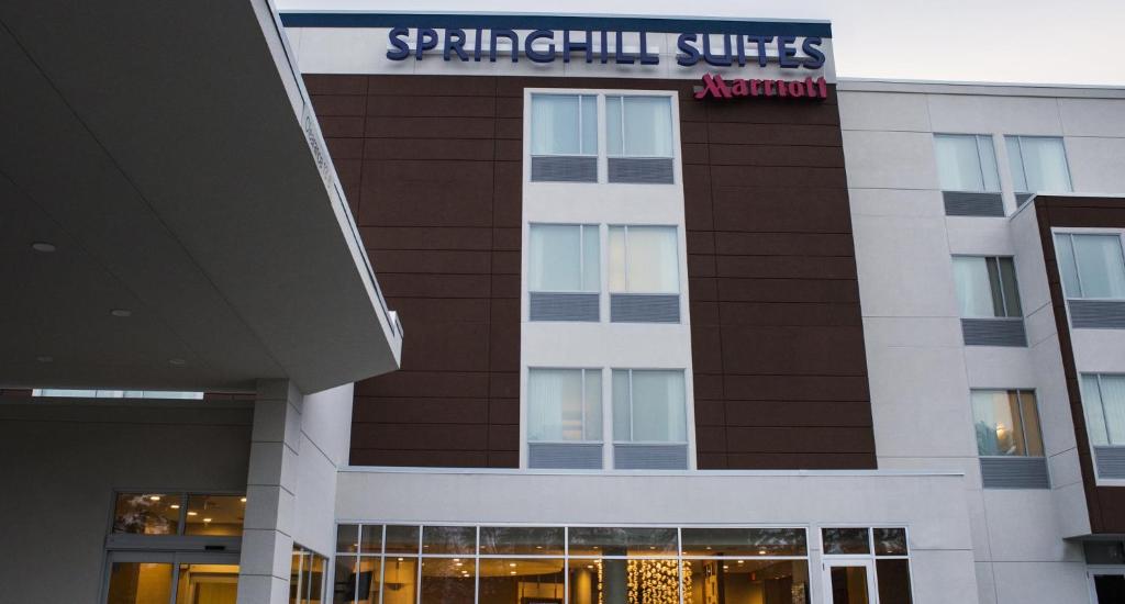 SpringHill Suites by Marriott Wisconsin Dells Main image 1